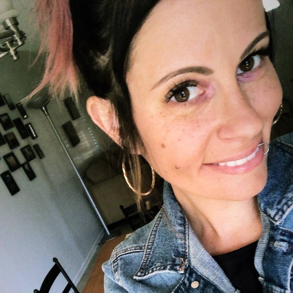 Meet your Posher, Cara